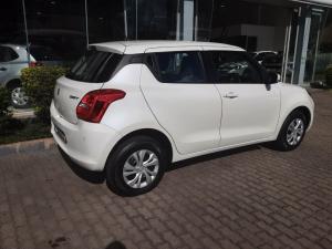 Suzuki Swift 1.2 GL AMT - Image 2