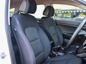 Hyundai Tucson 2.0 Premium auto - Image 17