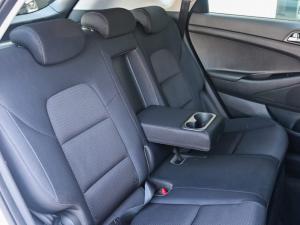 Hyundai Tucson 2.0 Premium auto - Image 19