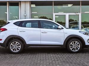 Hyundai Tucson 2.0 Premium auto - Image 2