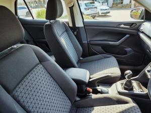 Volkswagen T-CROSS 1.0 TSI Comfortline - Image 17