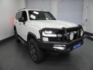 Toyota Landcruiser 300 V6 3.3D GR-S - Image 6