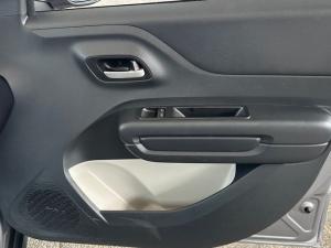 Citroen C3 1.2 Feel - Image 13