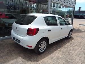 Renault Sandero 66kW turbo Expression (aircon) - Image 2