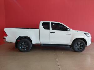 Toyota Hilux 2.4GD-6 Xtra cab Raider auto - Image 3