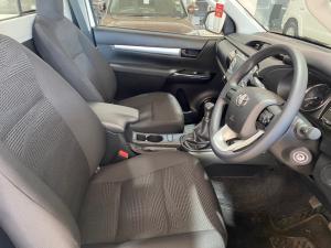 Toyota Hilux 2.4 GD-6 RB RaiderS/C - Image 9