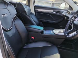 Haval Jolion 1.5 Hybrid Luxury DHT - Image 13