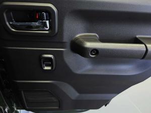 Suzuki Jimny 1.5 GLX AllGrip 5-door auto - Image 9