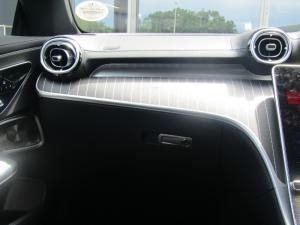 Mercedes-Benz CLE 300 4MATIC Coupe - Image 7