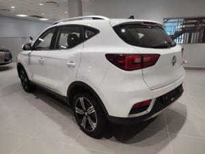 MG ZS 1.5 Luxury - Image 4