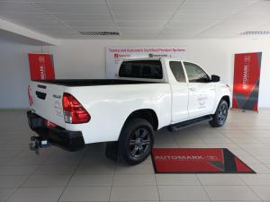 Toyota Hilux 2.4GD-6 Xtra cab Raider manual - Image 2