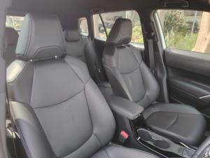 Toyota Corolla Cross 1.8 XS - Image 13