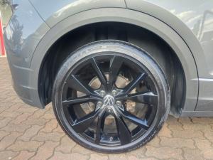 Volkswagen T-Roc 2.0TSI 4Motion R-Line - Image 12