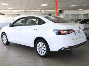 Volkswagen Polo sedan 1.6 Life auto - Image 3