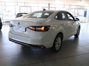 Volkswagen Polo sedan 1.6 Life auto - Image 6