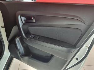 Suzuki Vitara Brezza 1.5 GL auto - Image 14