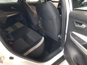 Nissan Magnite 1.0 Turbo Visia manual - Image 16