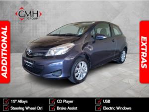 2012 Toyota Yaris 3-door 1.3 XS