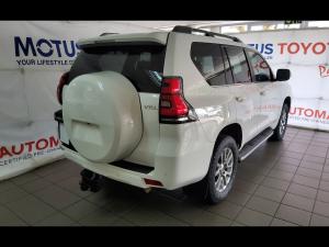 Toyota Land Cruiser Prado 2.8GD VX-L - Image 2