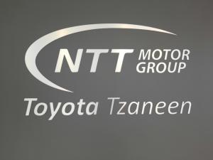 Toyota Hilux 2.4 GD-6 RB SRS/C - Image 12