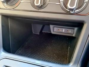 Volkswagen Polo 1.0 TSI Life - Image 8