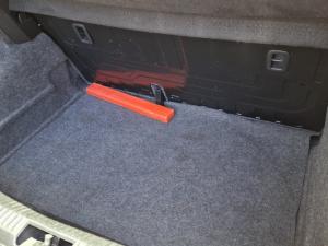 Volkswagen Polo Vivo hatch 1.4 Trendline - Image 12