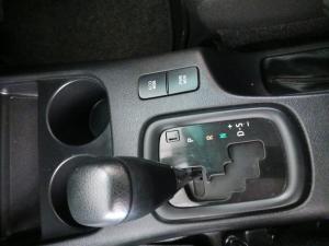 Toyota Hilux 2.4GD-6 Xtra cab Raider auto - Image 13