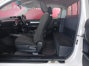 Toyota Hilux 2.4GD-6 Xtra cab Raider auto - Image 9