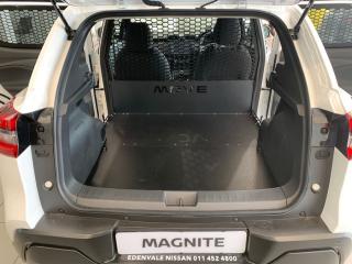 Nissan Magnite 1.0 Move panel van