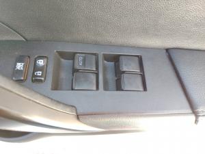 Toyota Corolla 1.6 Prestige - Image 14
