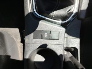 Toyota Corolla 1.6 Prestige - Image 17