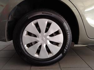 Toyota Corolla Quest 1.8 Plus manual - Image 11