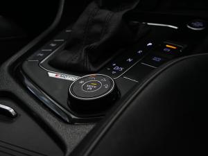 Volkswagen Tiguan 2.0TDI 4Motion Highline - Image 10