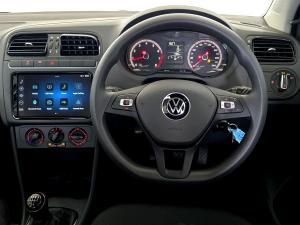 Volkswagen Polo Vivo hatch 1.4 Life - Image 10
