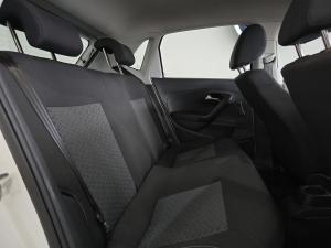 Volkswagen Polo Vivo hatch 1.4 Life - Image 17