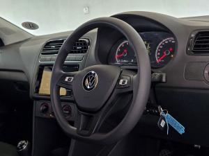 Volkswagen Polo Vivo hatch 1.4 Life - Image 9