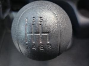 Nissan Navara 2.5D XE D/C - Image 13