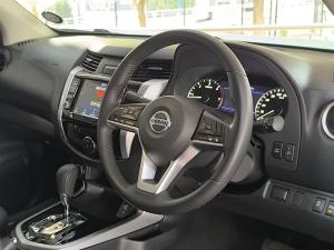 Nissan Navara 2.5DDTi double cab LE Plus - Image 10