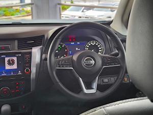 Nissan Navara 2.5DDTi double cab LE Plus - Image 15