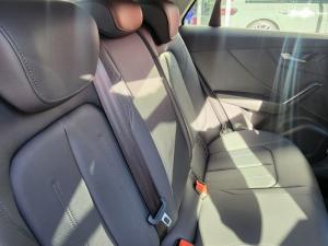 Audi Q2 35 Tfsi Urban Edition TIP - Image 5