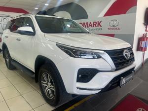 Toyota Fortuner 2.4GD-6 manual - Image 1