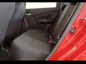 Toyota Vitz 1.0 XR manual - Image 11