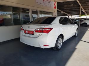 Toyota Corolla Quest 1.8 Exclusive manual - Image 2