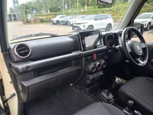 Suzuki Jimny 1.5 GLX AllGrip 3-door manual - Image 7