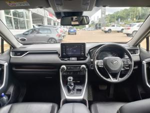 Toyota RAV4 2.0 VX - Image 10