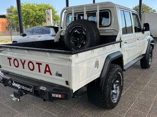 Toyota Land Cruiser 79 2.8GD-6 double cab