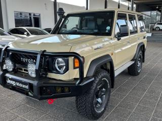 Toyota Land Cruiser 76 4.5D-4D V8 station wagon LX