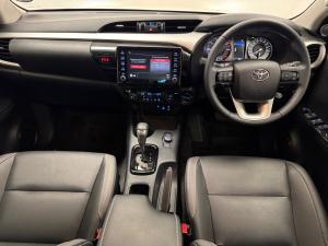 Toyota Hilux 2.8GD-6 48V double cab 4x4 Raider - Image 6