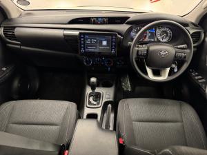 Toyota Hilux 2.4GD-6 double cab 4x4 Raider auto - Image 6