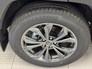 Toyota RAV4 2.0 GX-R AWD - Image 8